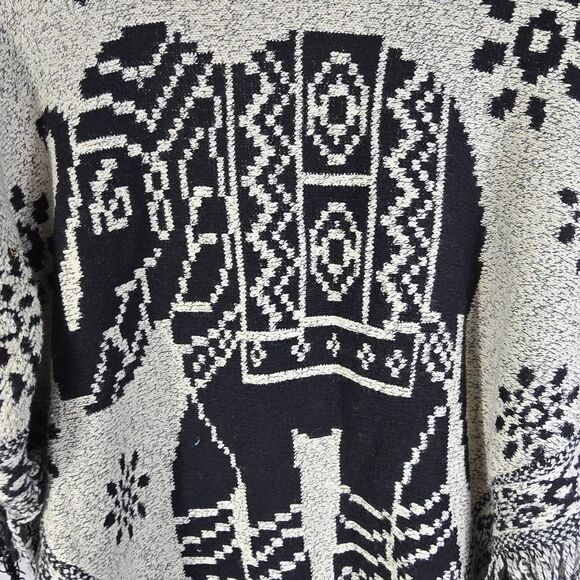 Elephant Knit Grey Poncho Sweater - Picture 6 of 10